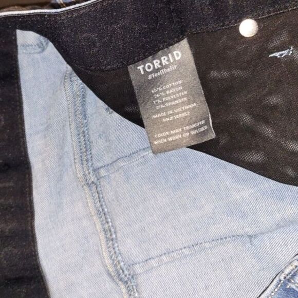 Torrid Bombshell Skinny Distressed Premium Stretch Jeans 22T - Picture 5 of 10